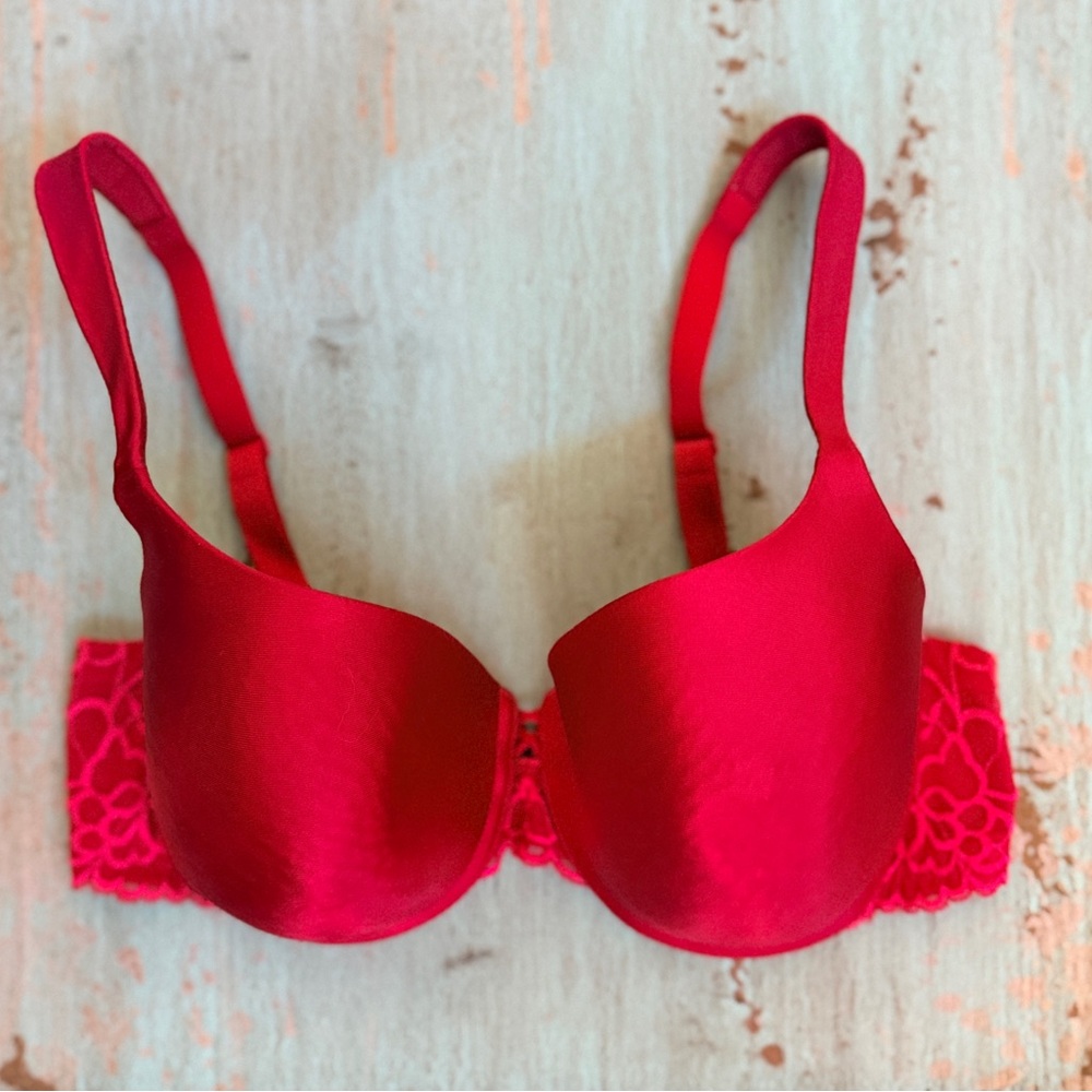 Self Expressions by Maidenform Red Push-Up Bra 38D